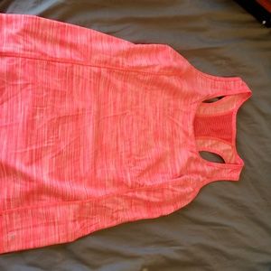 Danskin work out shirt